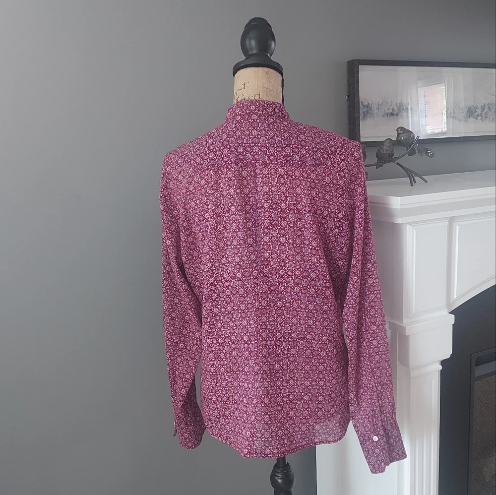 American Eagle, burgundy long sleeved cotton button down shirt, size large - Picture 2 of 10